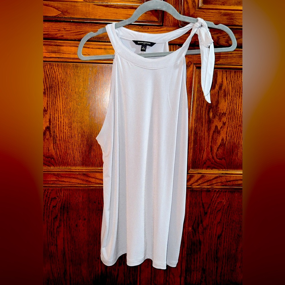 White Sleeveless Women's Top